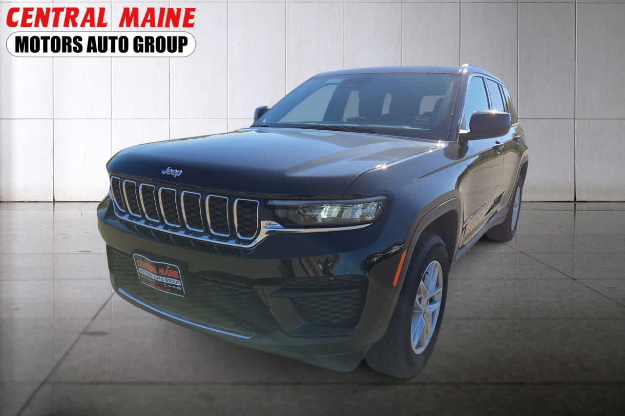 2025 Jeep Grand Cherokee Laredo's photo