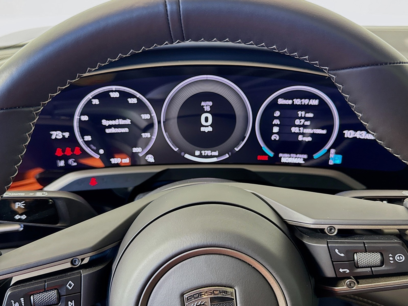 2025 Porsche Taycan Turbo S photo 15