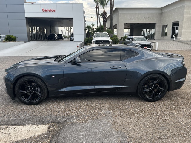 2023 Chevrolet Camaro 2LT photo 4