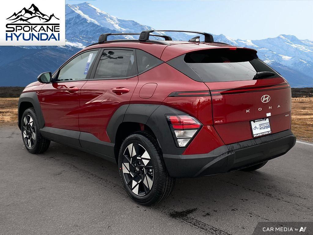 2025 Hyundai Kona SEL photo 3