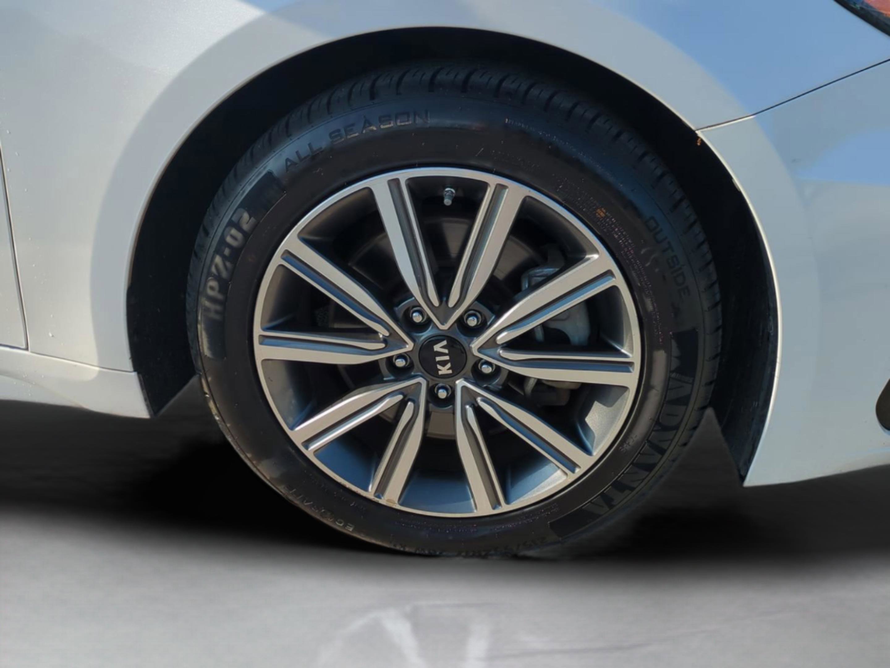 2019 Kia Optima EX Premium photo 10