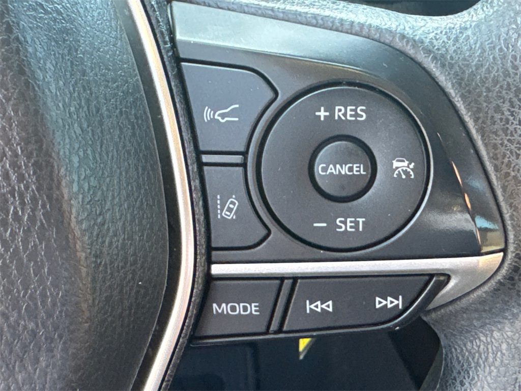 2021 Toyota Camry LE photo 24