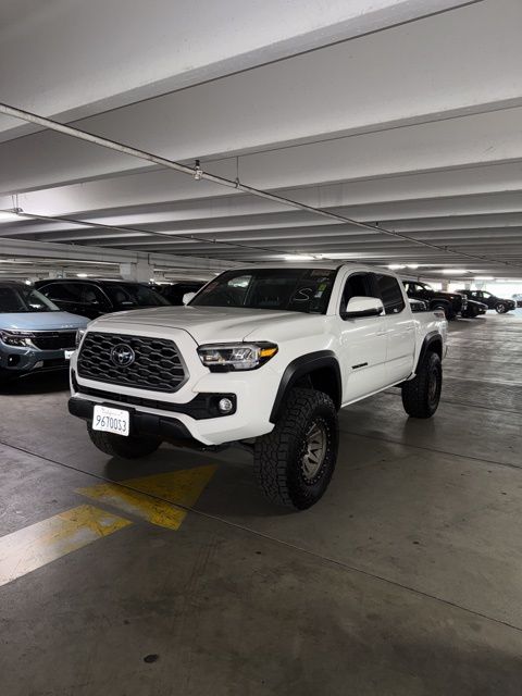 2023 Toyota Tacoma TRD Off-Road photo 19