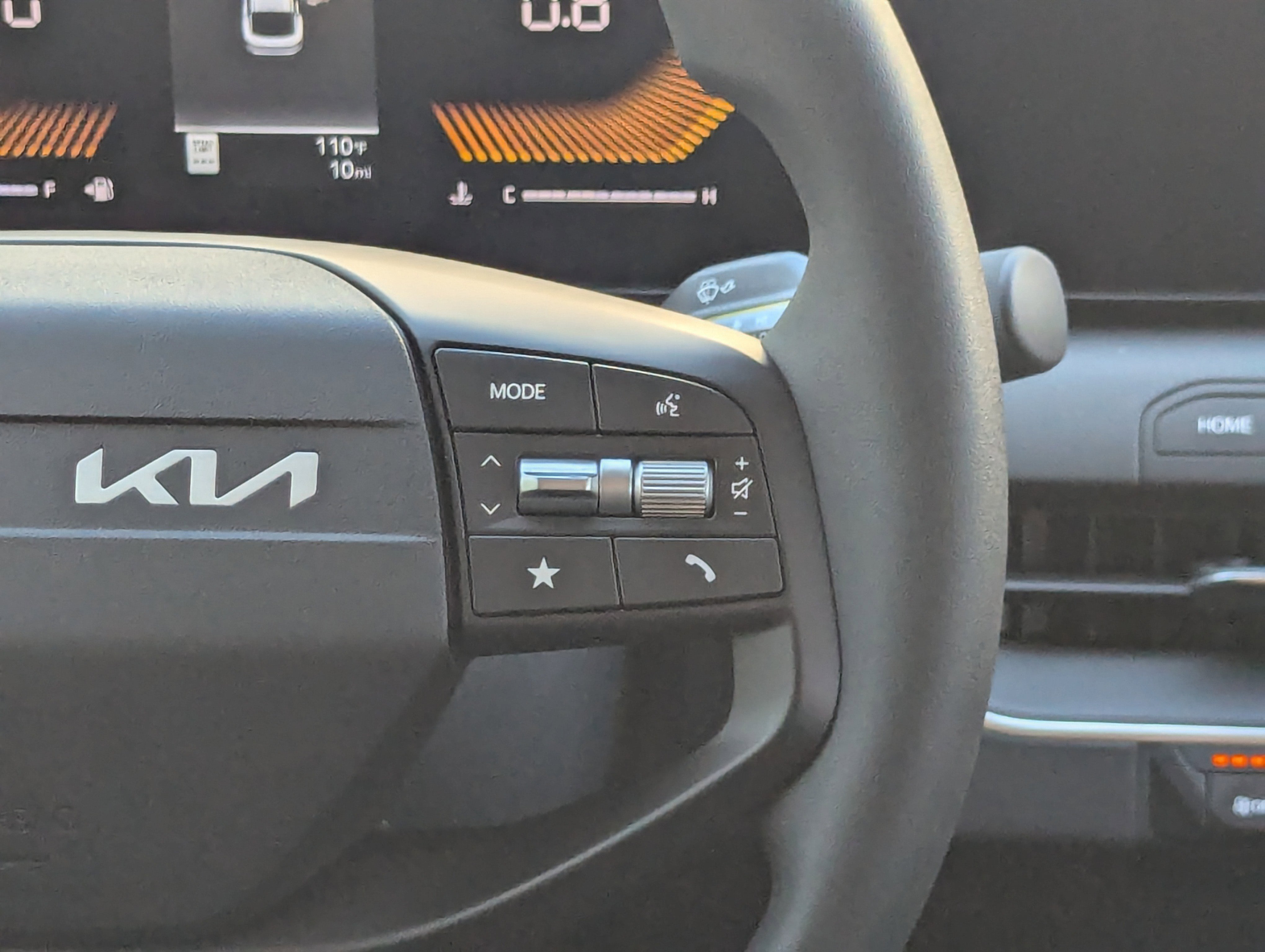 2025 Kia K4 LXS photo 7
