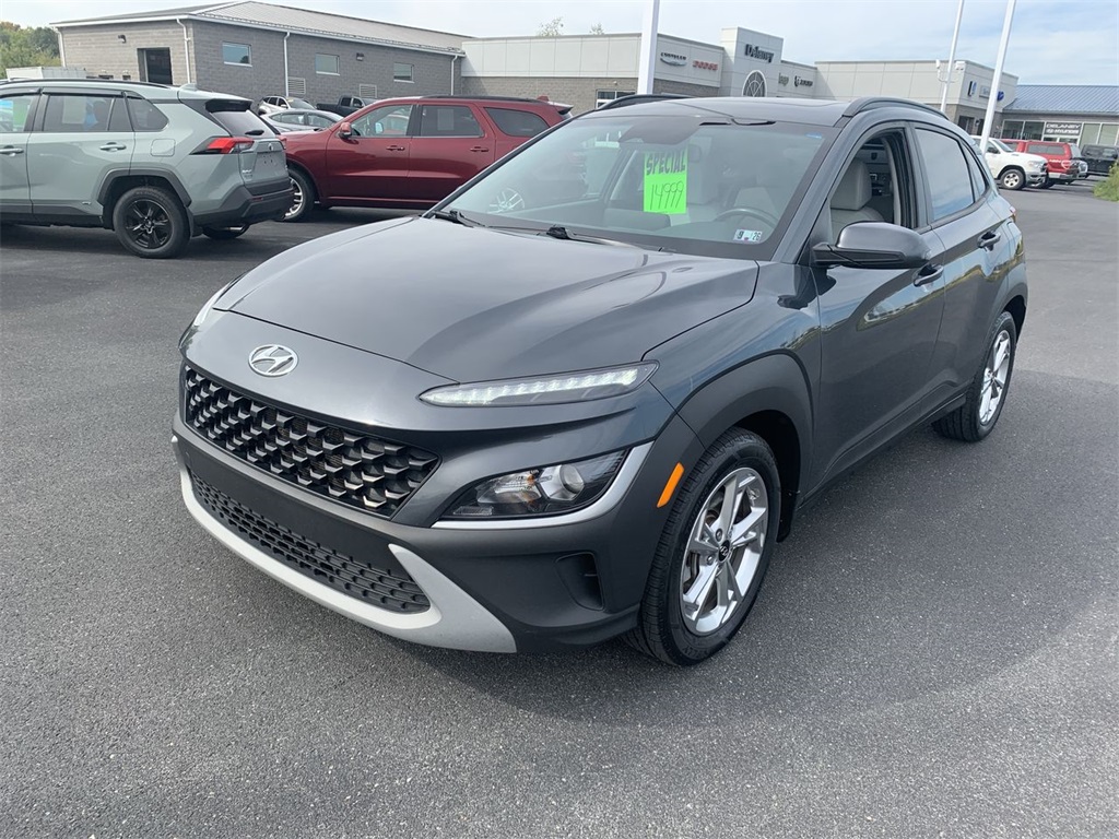 2022 Hyundai Kona SEL photo 4