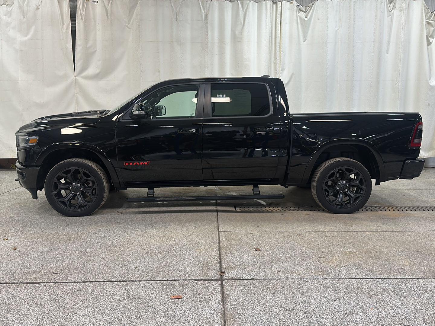 Certified 2022 RAM Ram 1500 Pickup Limited with VIN 1C6SRFHT4NN310377 for sale in Waconia, Minnesota