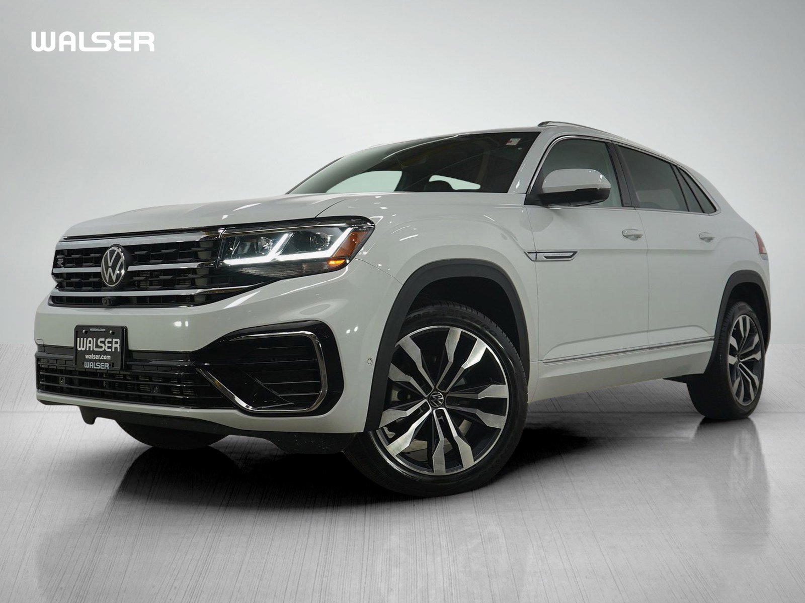 2023 Volkswagen Atlas Cross Sport Execline's photo