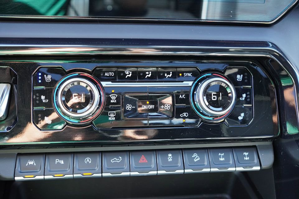 2024 Gmc Sierra 1500 AT4X photo 27