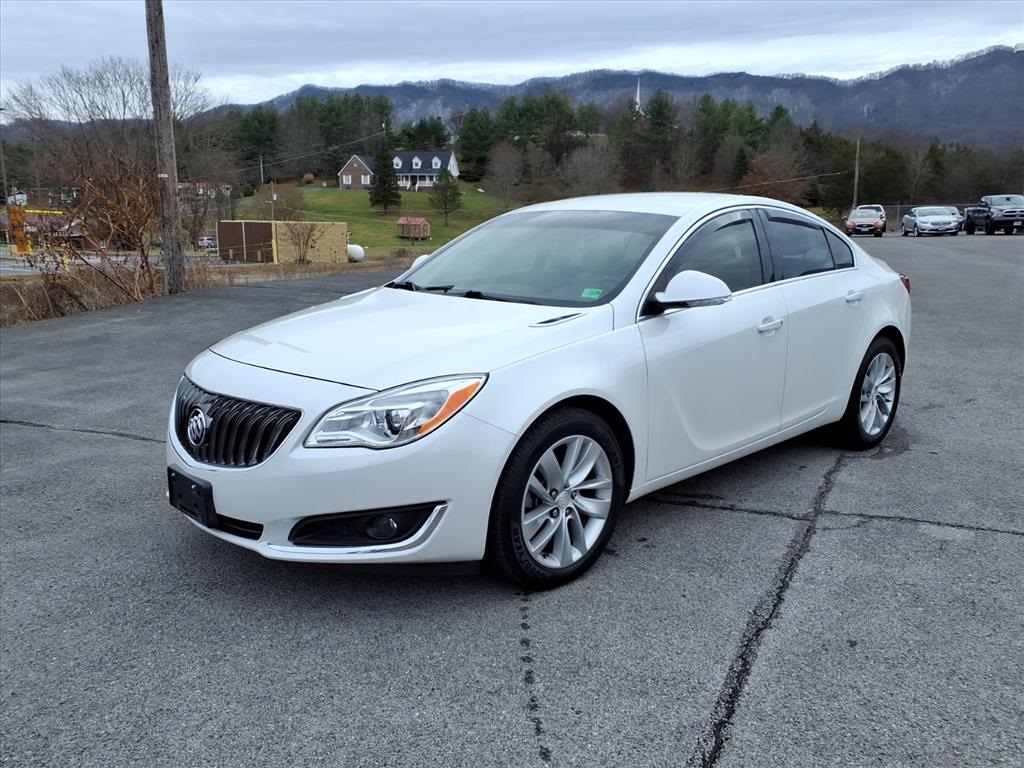 2016 Buick Regal Base