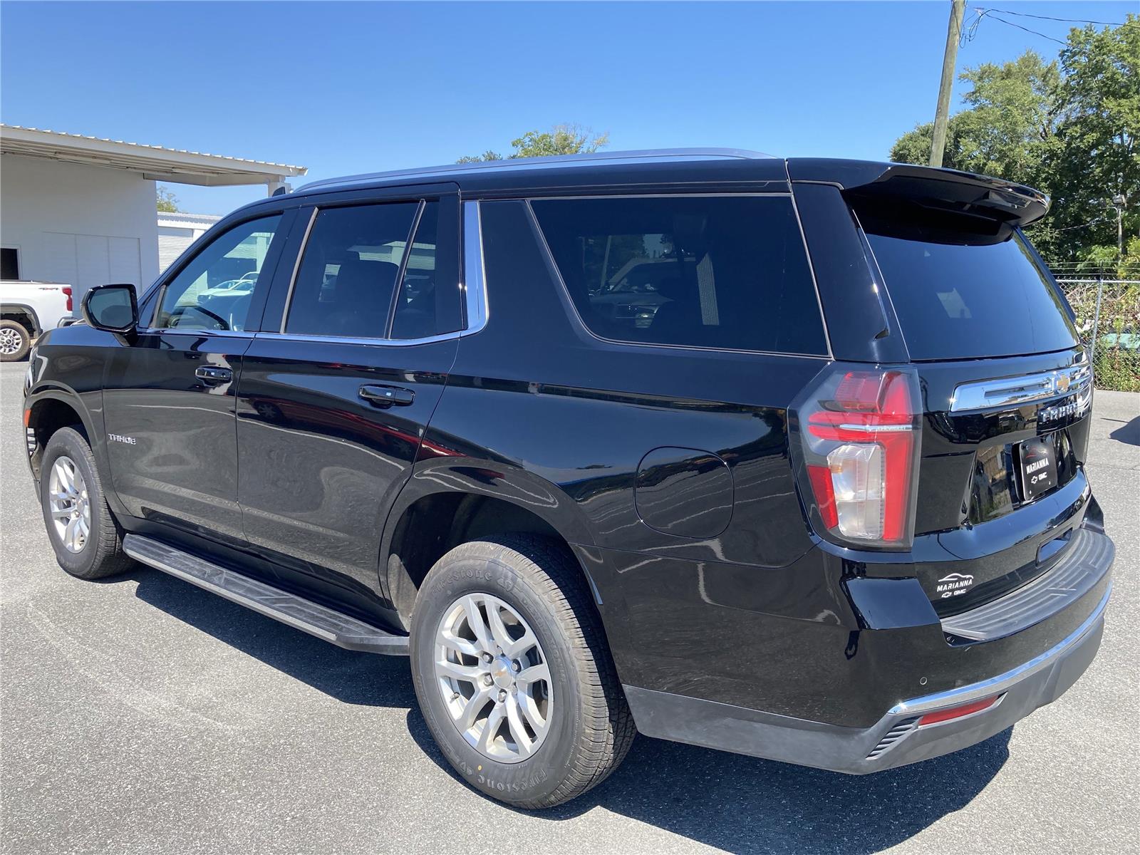 2024 Chevrolet Tahoe LT photo 4