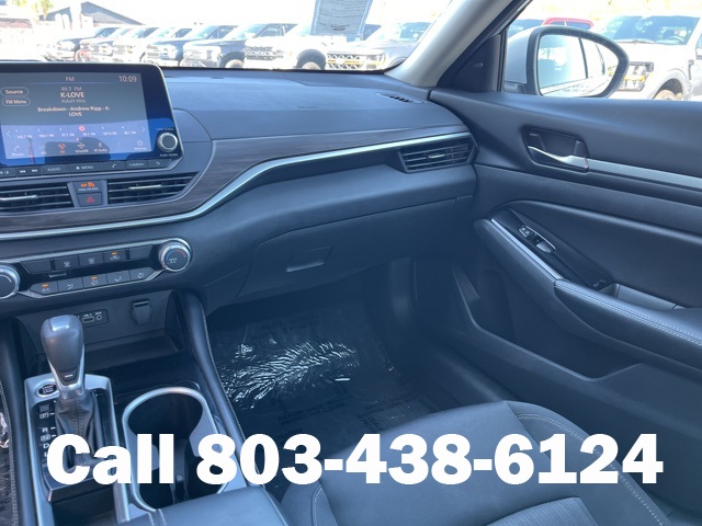 2023 Nissan Altima 2.5 SV photo 17