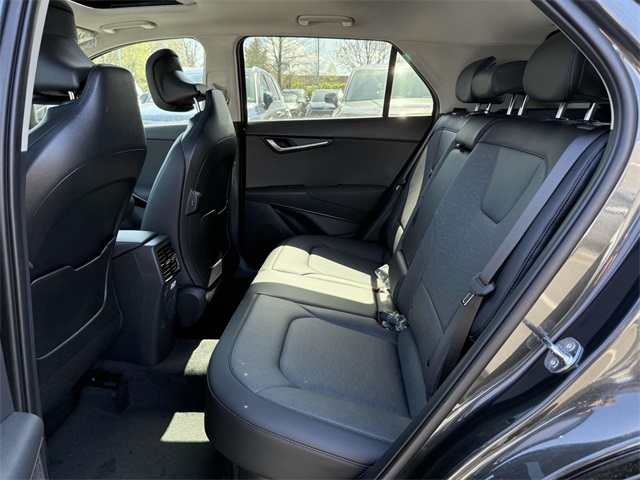 2025 Kia Niro SX photo 10