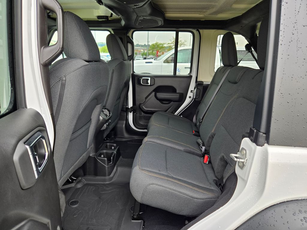 2025 Jeep Wrangler Sport S photo 25