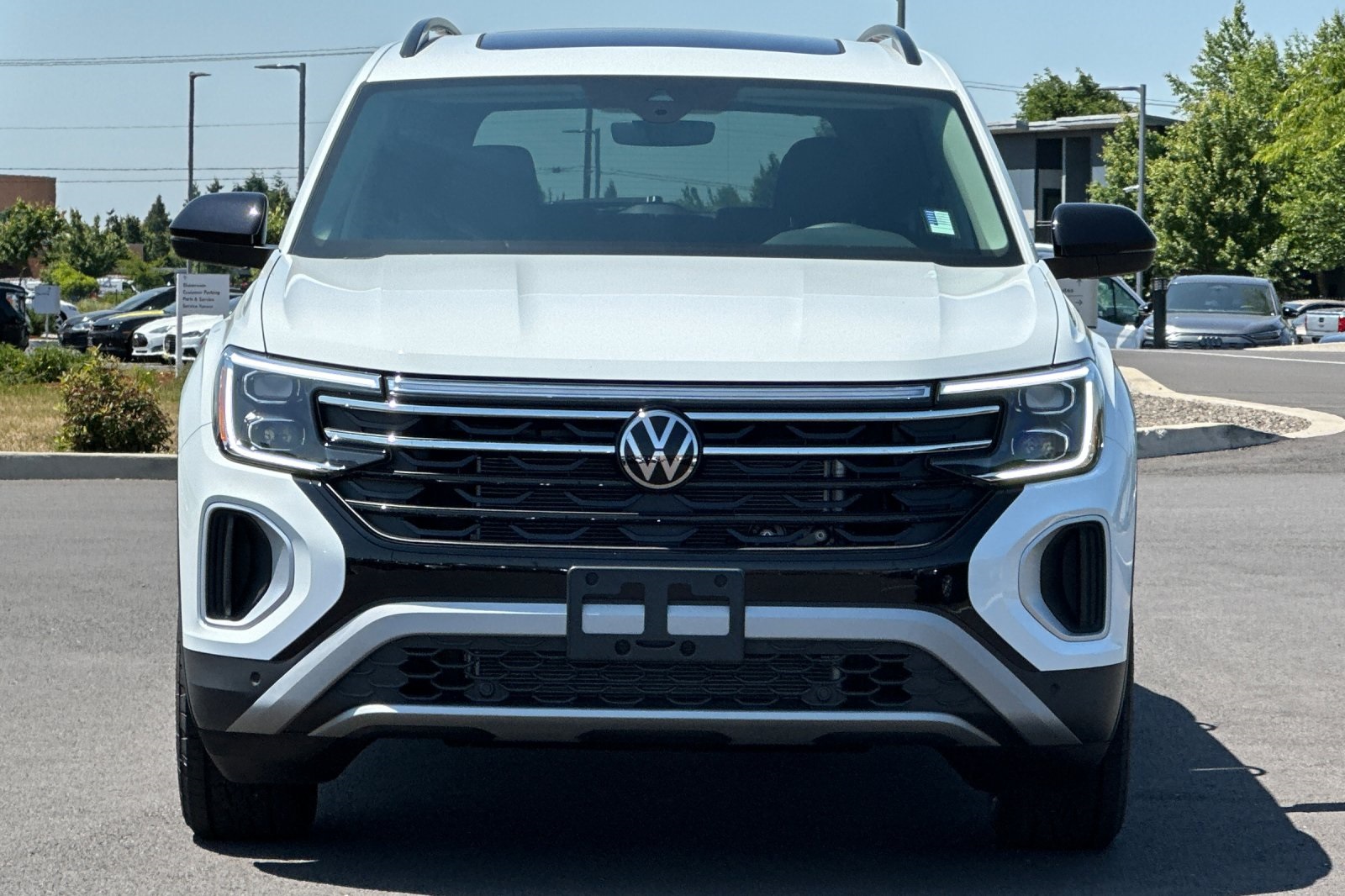 2025 Volkswagen Atlas Peak Edition SE photo 7