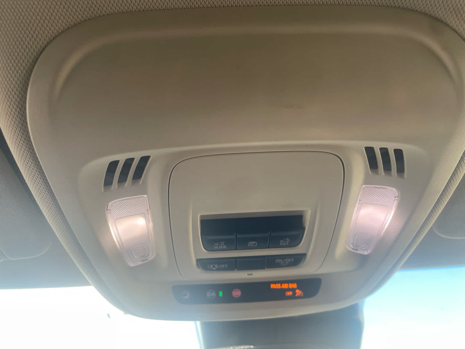 2023 Buick Envision Essence photo 13