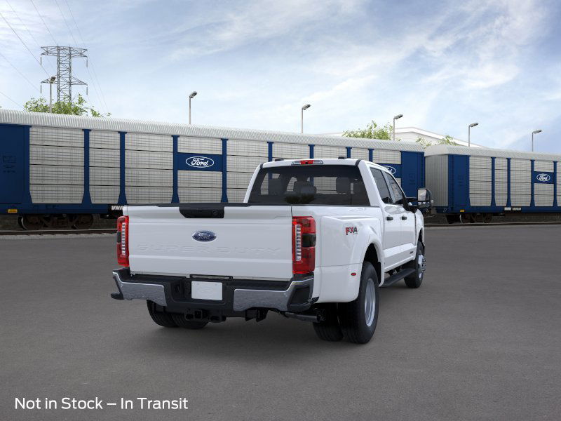 2026 Ford F-350 photo 4