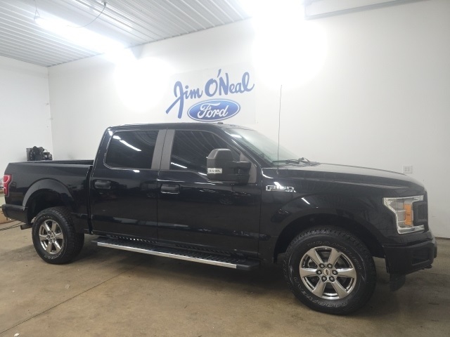 2019 Ford F-150 XL's photo