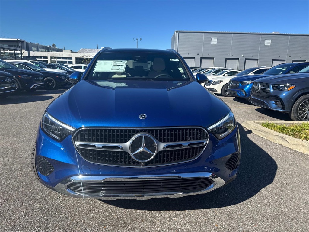 2026 Mercedes Benz GLC 300 photo 2