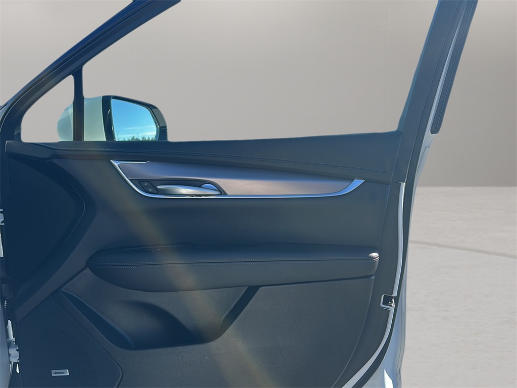 2023 Cadillac XT5 Luxury photo 13