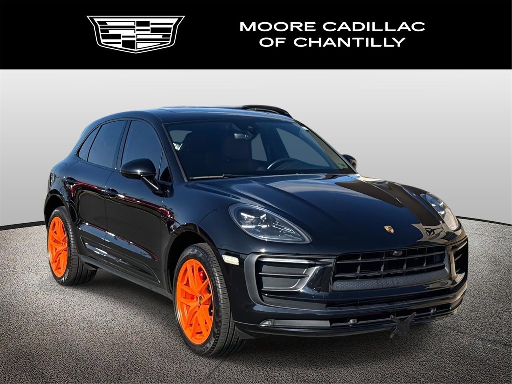 2022 Porsche Macan Base's photo