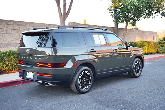 Used 2025 Green Hyundai SEL image 7