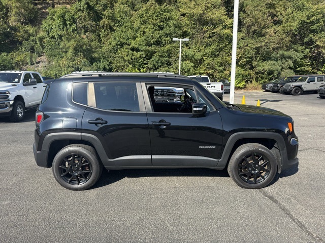 2020 Jeep Renegade Altitude photo 2
