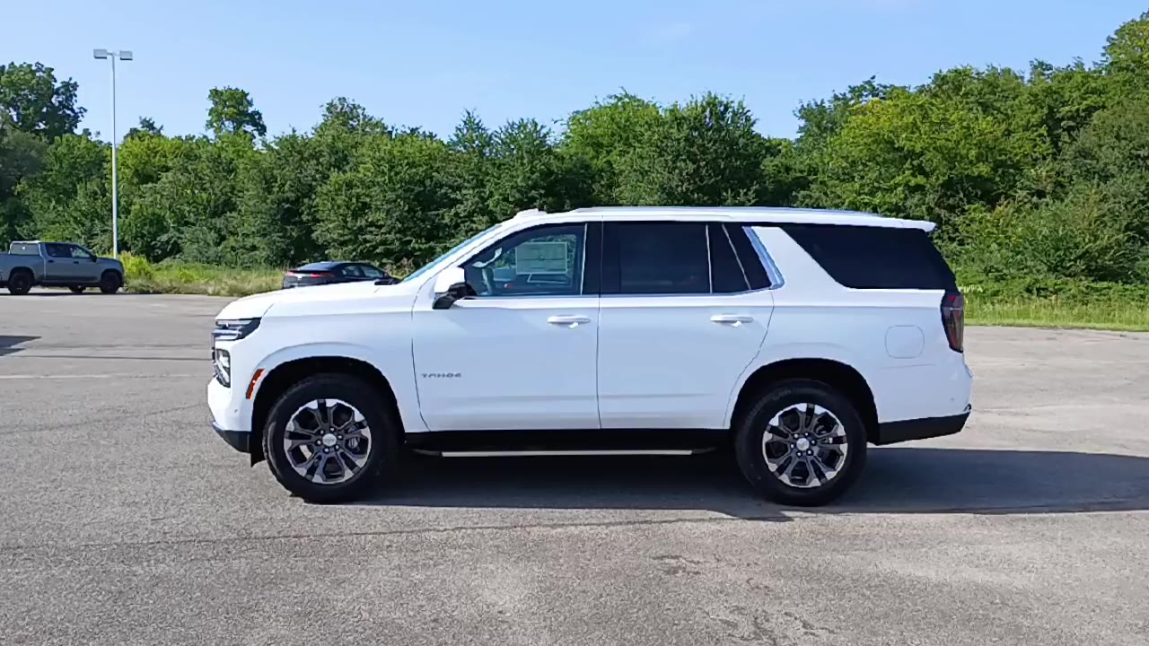 2025 Chevrolet Tahoe LT photo 5