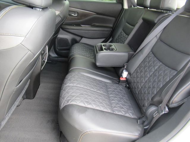 2023 Nissan Murano Platinum photo 29