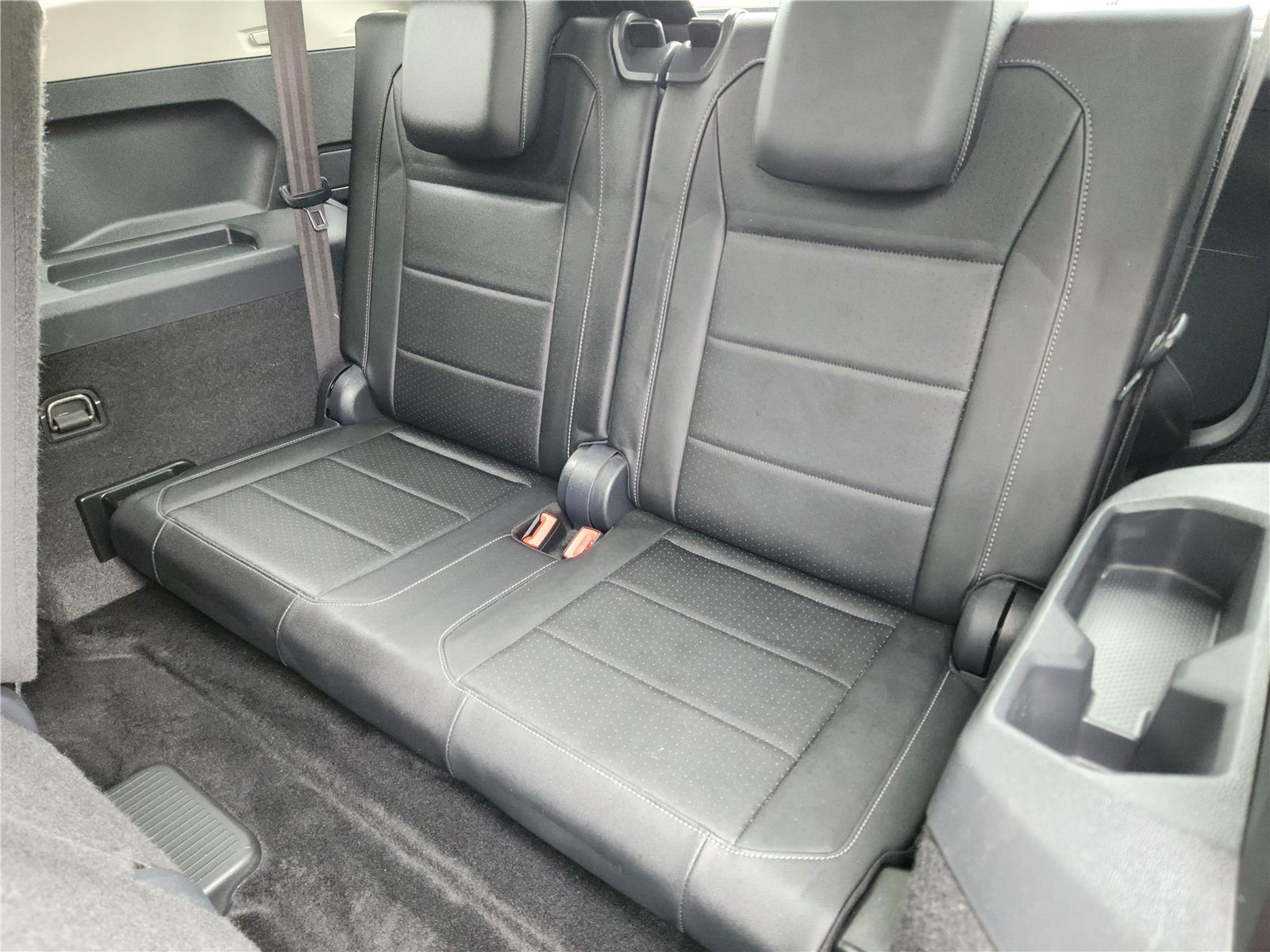 2020 Volkswagen Tiguan SE photo 12
