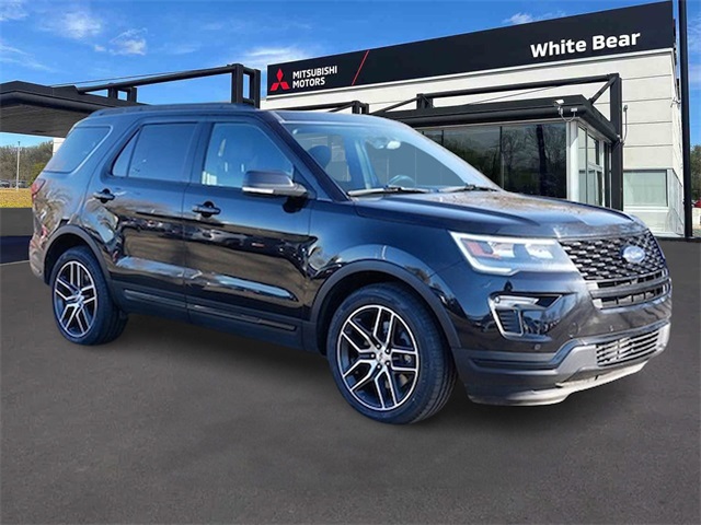2019 Ford Explorer Sport's photo