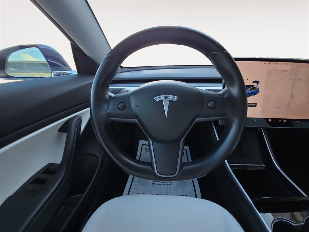 2018 Tesla Model 3 Long Range photo 12