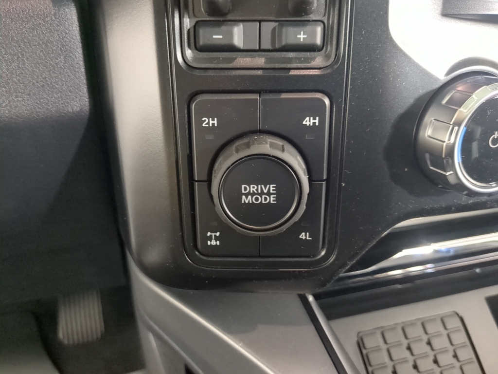 2026 Ford F-250 Lariat photo 16