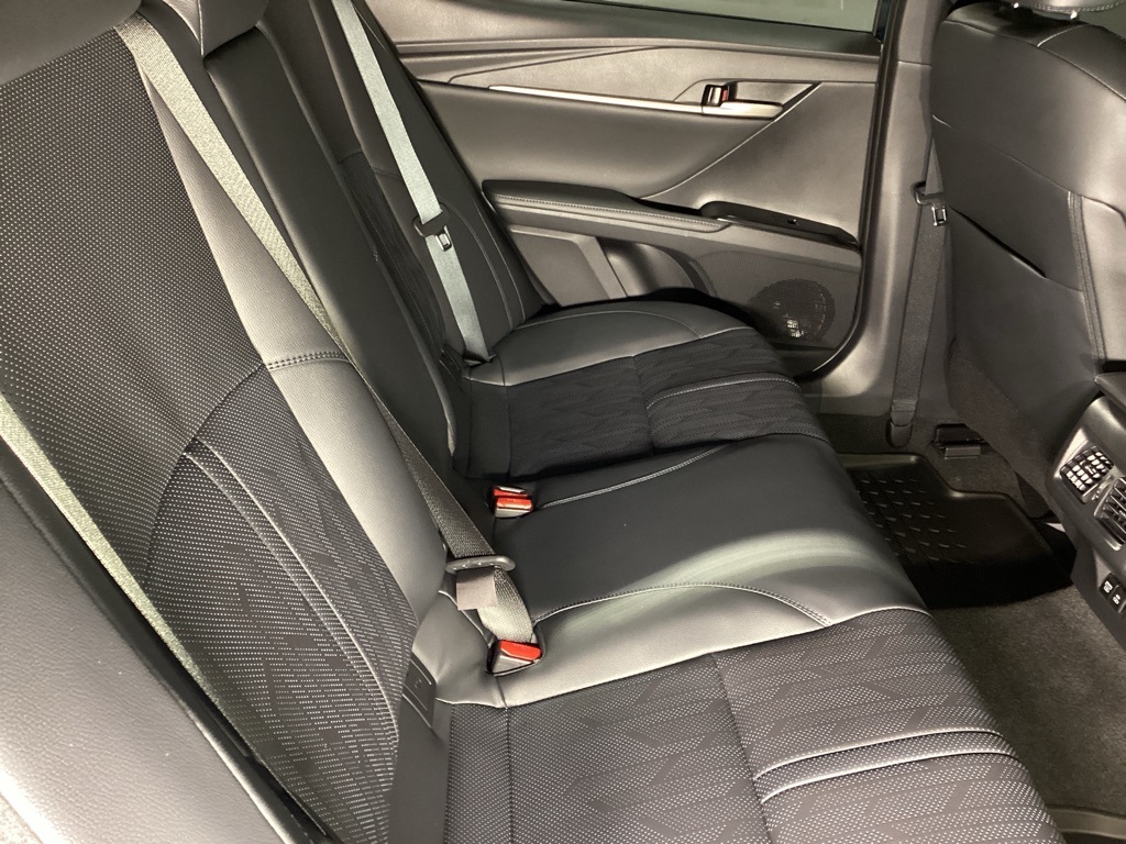 2025 Toyota Camry XSE photo 3