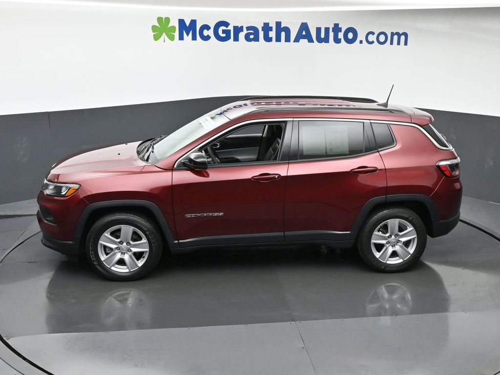 2022 Jeep Compass Latitude photo 15
