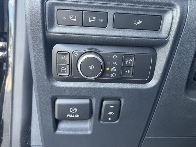 2022 Ford F-150 Lariat photo 29