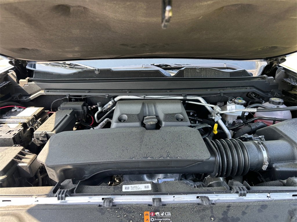 2025 Chevrolet Colorado Z71 photo 13
