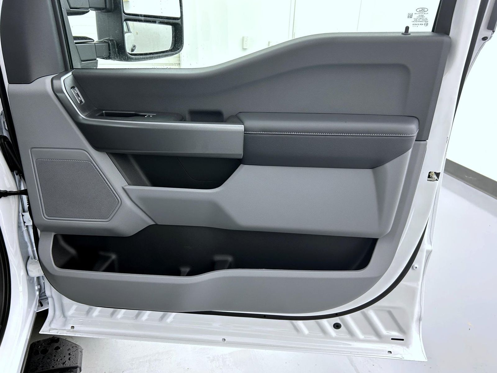 2026 Ford F-350 photo 16