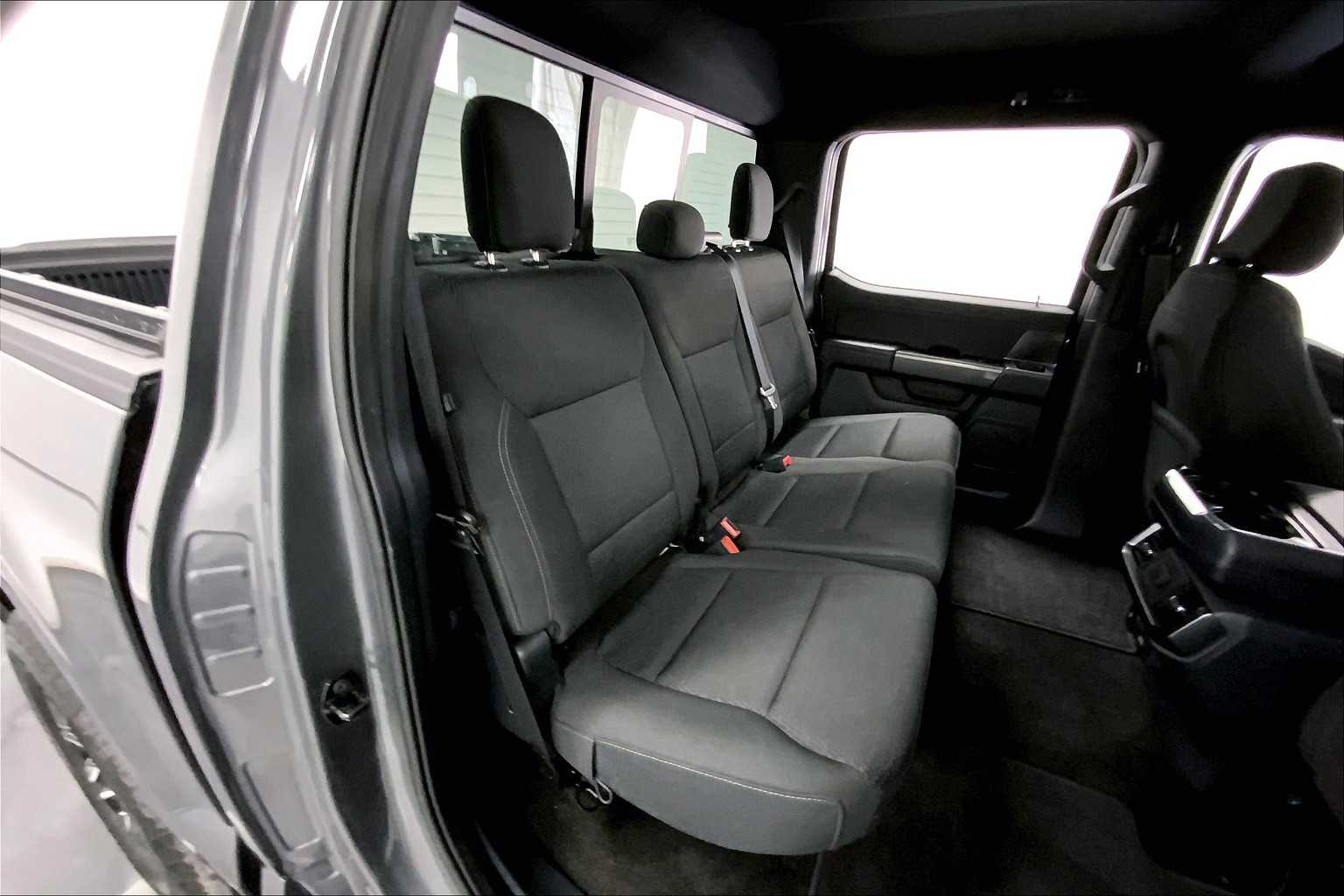 2022 Ford F-150 XLT photo 17