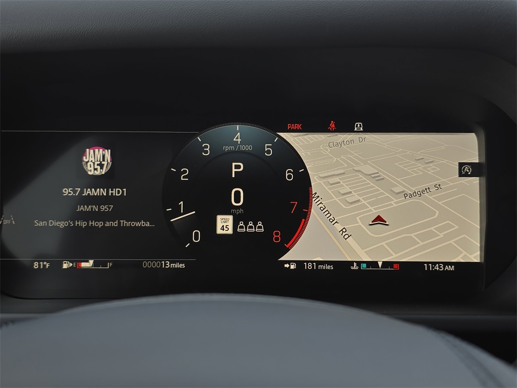 2025 Land Rover Defender 110 V8 photo 19