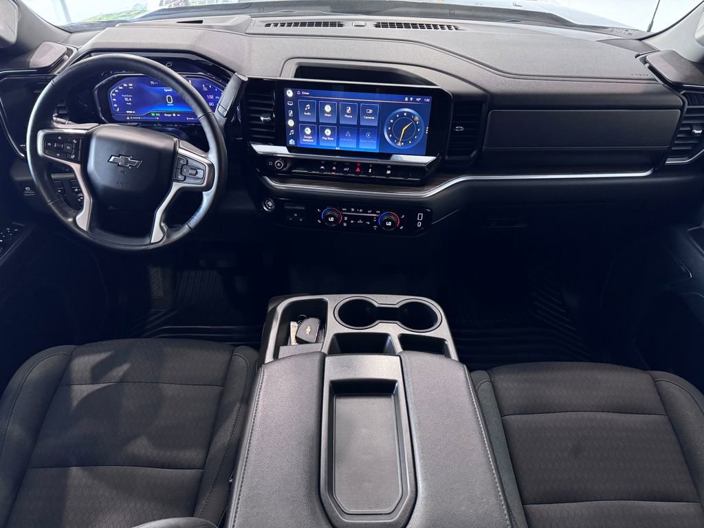 2022 Chevrolet Silverado 1500 RST photo 7