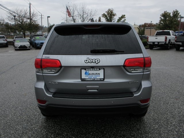 2017 Jeep Grand Cherokee Laredo photo 3