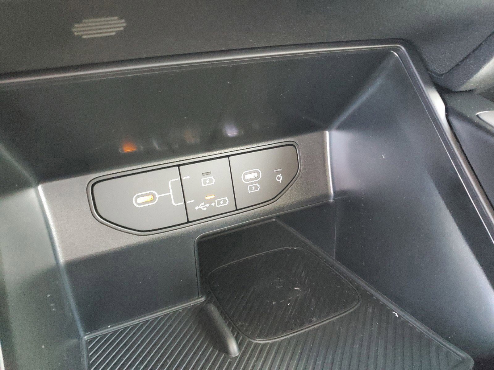 2025 Kia Sorento S photo 24