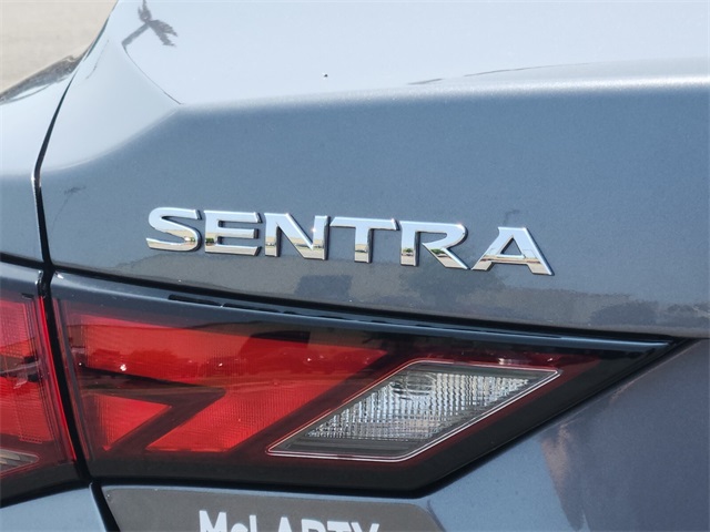 2025 Nissan Sentra SV photo 5