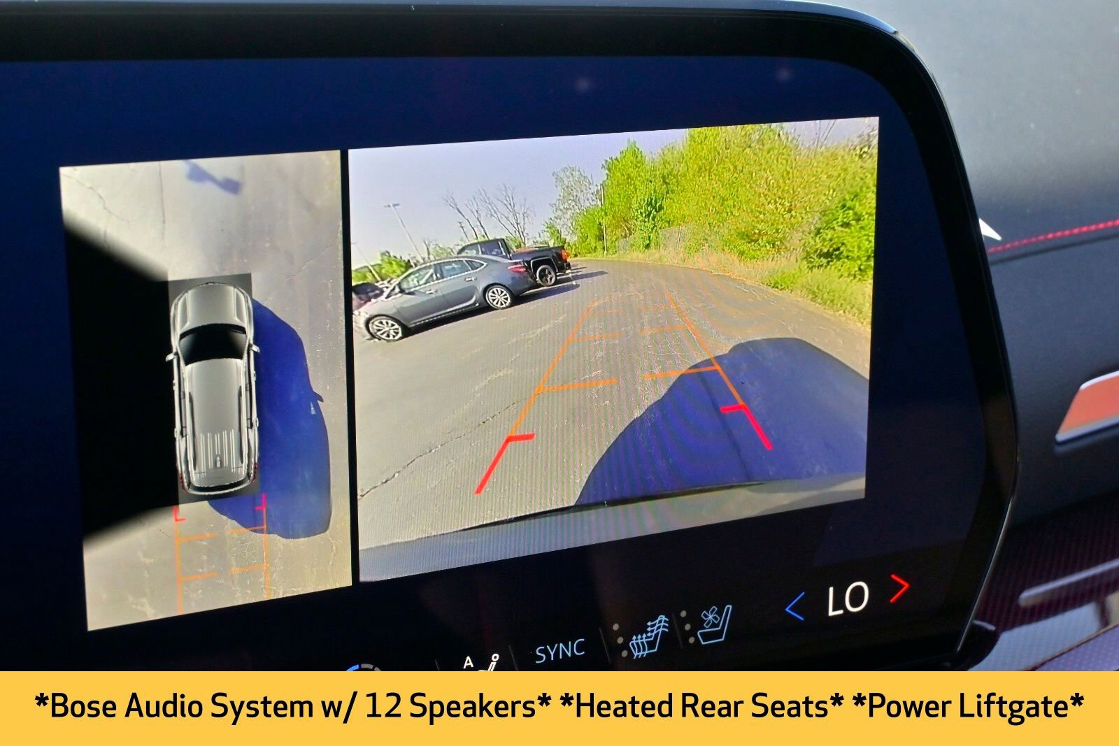 2025 Chevrolet Traverse RS photo 4