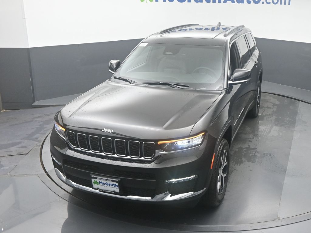 2025 Jeep Grand Cherokee Limited photo 23