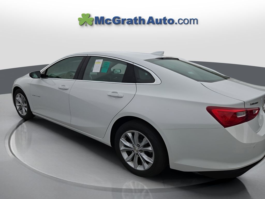 2024 Chevrolet Malibu 1LT photo 3