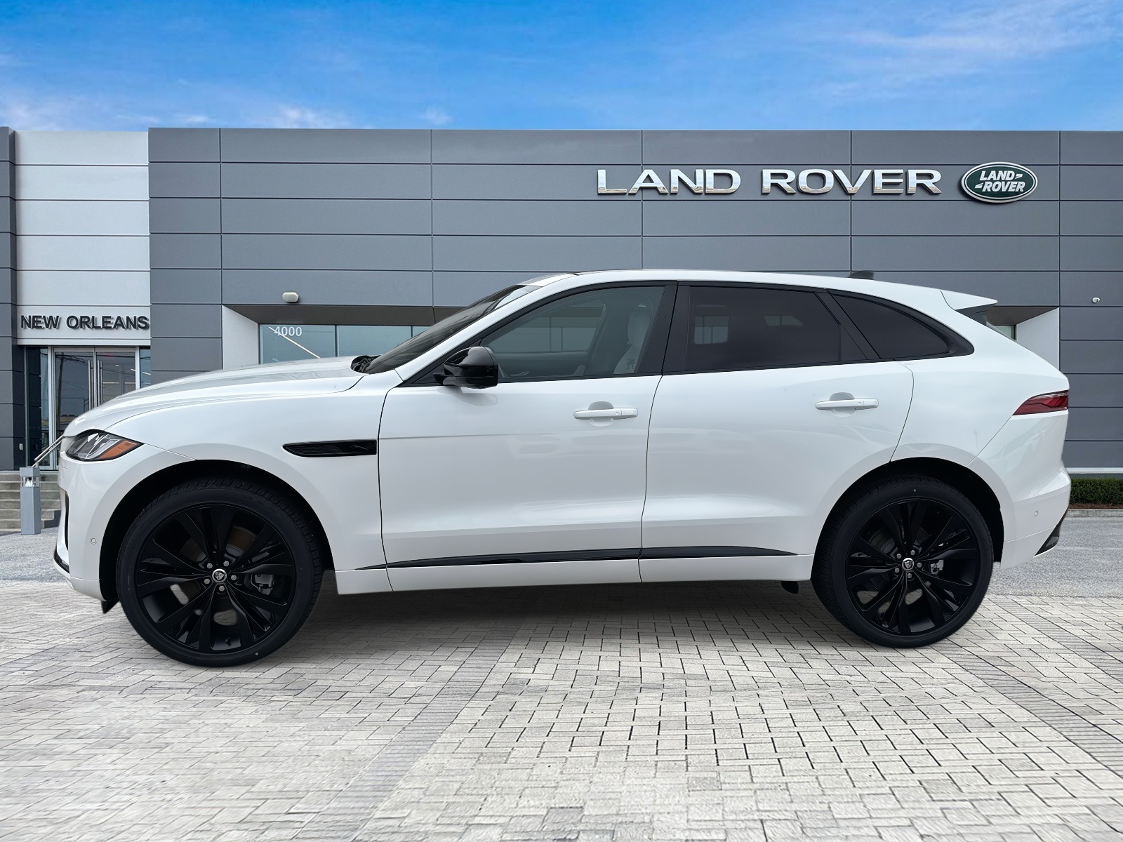 2026 Jaguar F-PACE P250 R-Dynamic S photo 2