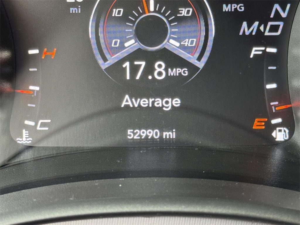2019 Dodge Charger SXT photo 23