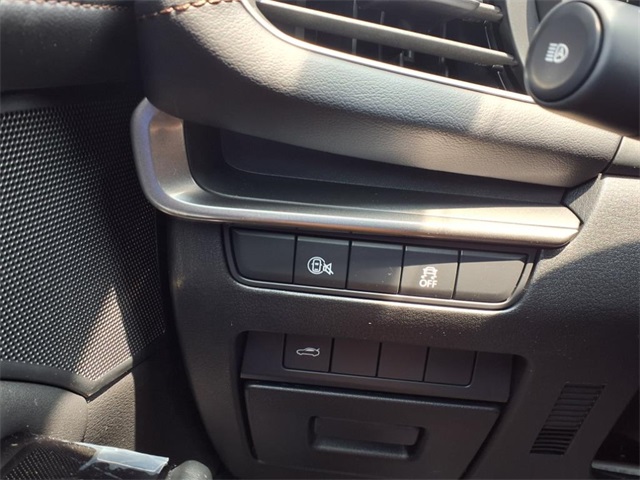 2025 Mazda Mazda3 2.5 Select Sport photo 13