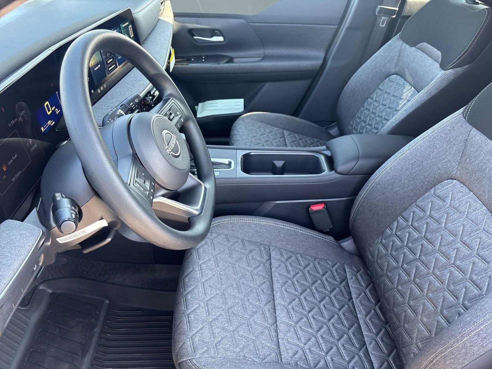 2026 Nissan Kicks SV photo 5